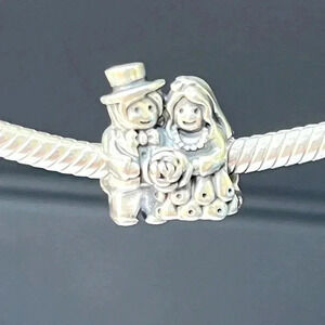 Pandora authentic bride and groom charm